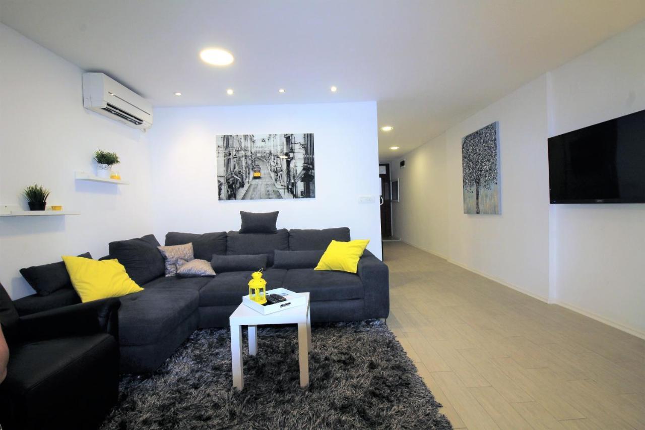 Apartment Pia Šibenik Exteriör bild