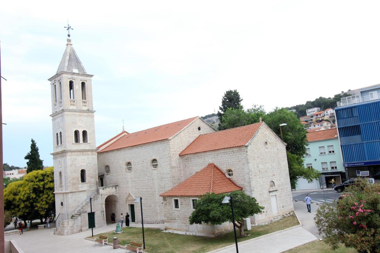 Apartment Pia Šibenik Exteriör bild