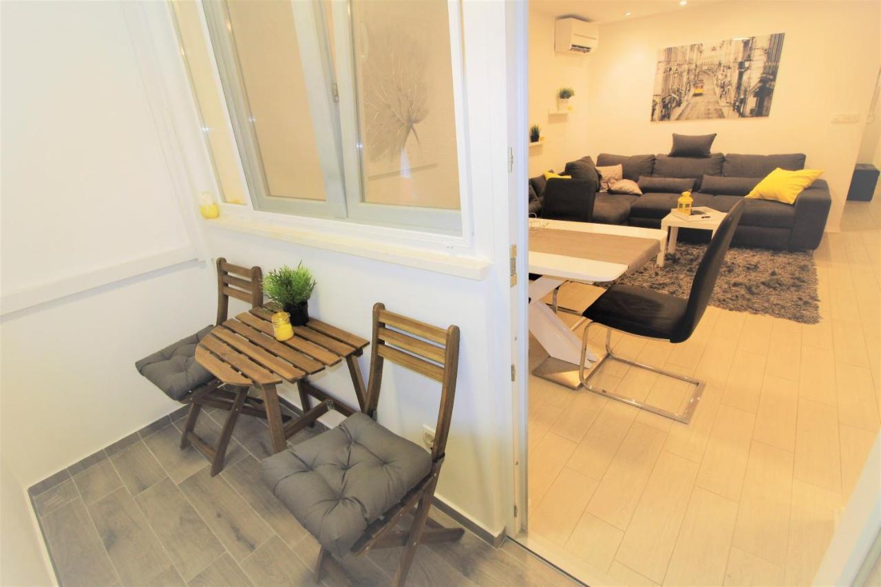 Apartment Pia Šibenik Exteriör bild